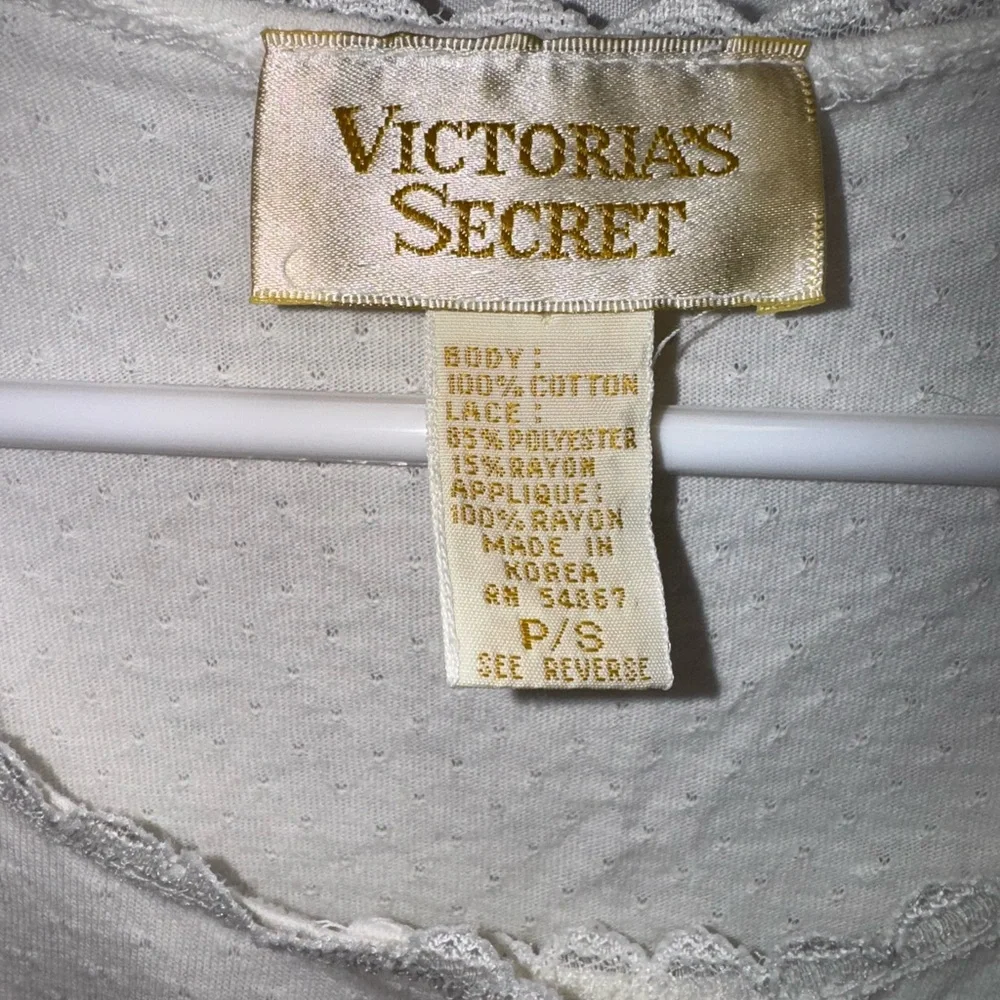 Vintage 90’s Gold Label Victorias Secret Women’s White Cotton Nightgown-Size S